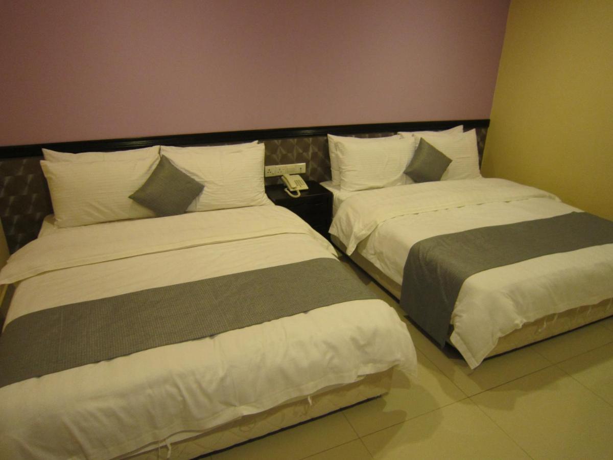 Oyo 151 Twin Hotel Куала-Лумпур Экстерьер фото