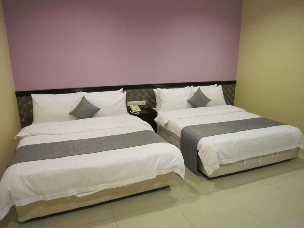 Oyo 151 Twin Hotel Куала-Лумпур Экстерьер фото